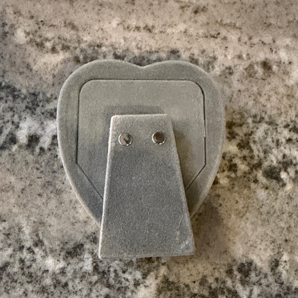 Silver Heart-Shaped Photo Frame - Picture 2 of 2